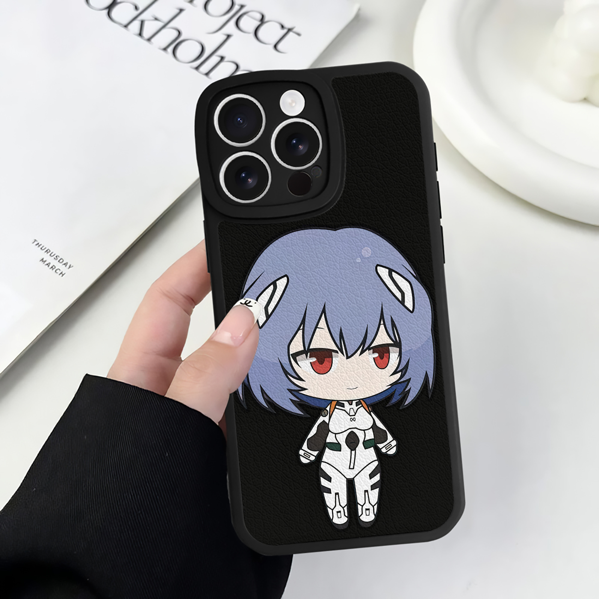 （画像用） EVA 新世紀エヴァンゲリオン 【iPhone 16シリーズ対応】シリコンスマホケース（レザー調） 材質：シリコン